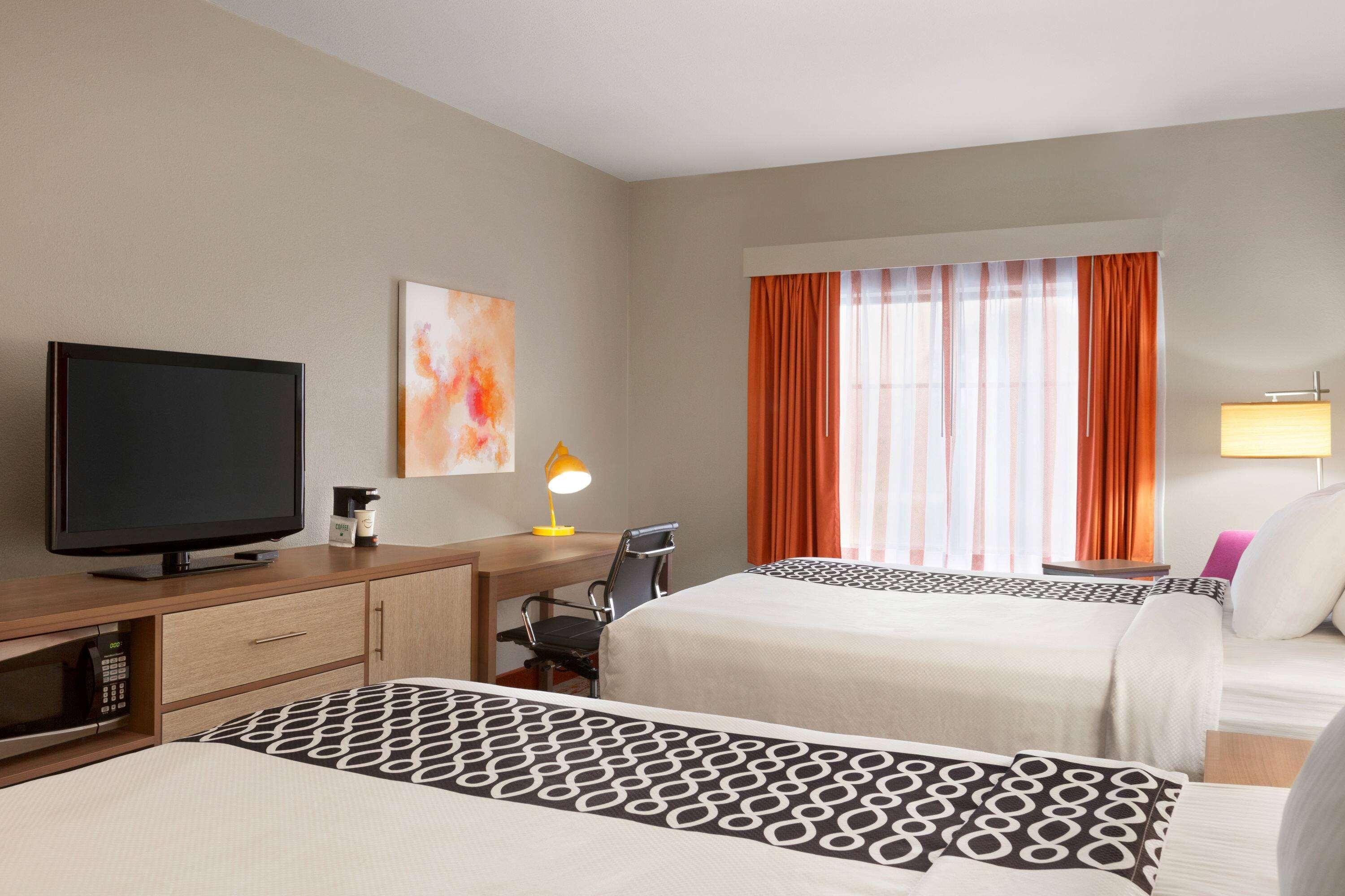 La Quinta By Wyndham Lackawanna Exterior photo