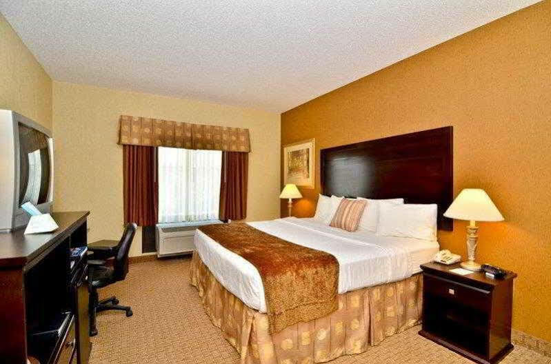 La Quinta By Wyndham Lackawanna Exterior photo